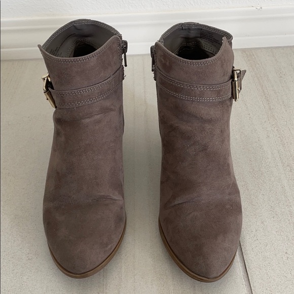 Express Booties size 7 - Picture 2 of 8